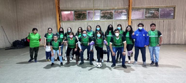MUNICIPIO DE LOS ÁLAMOS ENTREGÓ IMPLEMENTACIÓN DEPORTIVA A CLUBES DE FÚTBOL FEMENINO