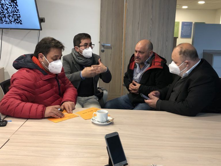 Dirigentes sindicales, académicos y empresarios elaboran propuesta en defensa del empleo