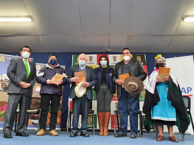 CAÑETE CELEBRÓ Y PREMIÓ A CAMPESINOS Y CAMPESINAS EN SU DÍA