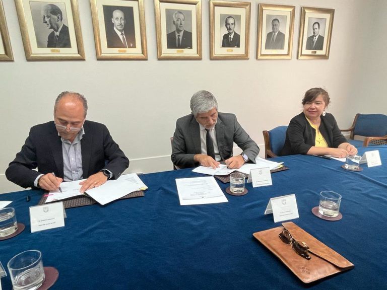 Convenio UdeC-SAG abre las puertas a proyectos colaborativos y actividades académicas conjuntas