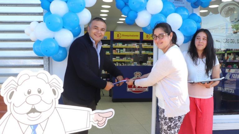 ABRIÓ FARMACIA DEL DR. SIMI EN LOS ÁLAMOS